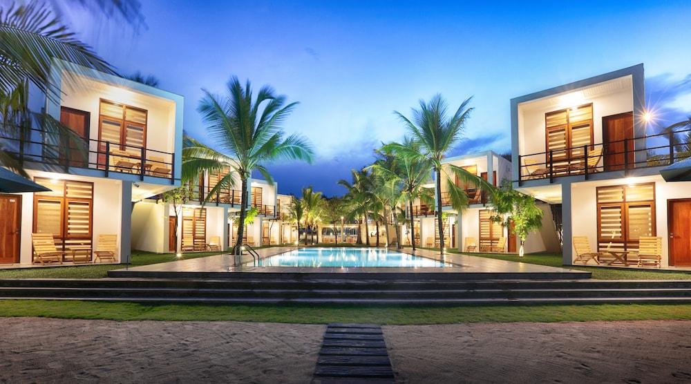 Arugambay Roccos Hotel Arugam Bay Exterior photo