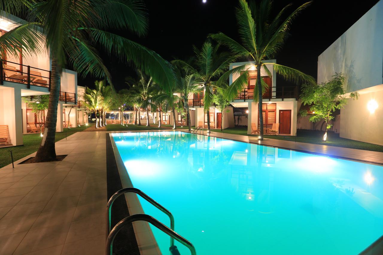 Arugambay Roccos Hotel Arugam Bay Exterior photo